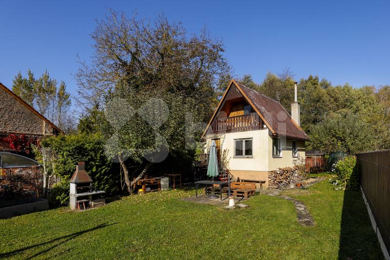 Prodej chaty 2+kk 43 m2 , Jeníkovice -