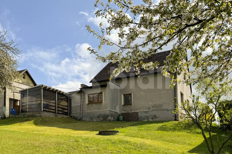 Prodej rodinného domu 4+1 o velikosti 152m2 v