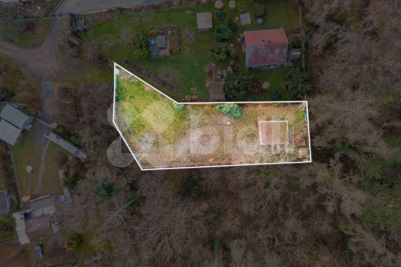 Pozemek vhodný k výstavbě, 551 m2, Valcha