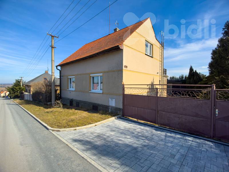 Prodej RD 137 m2 se zahradou 4602 m2 v obci