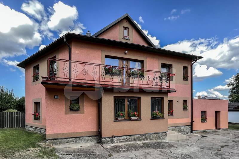 Prodej rodinného domu o velikosti 180 m2 s