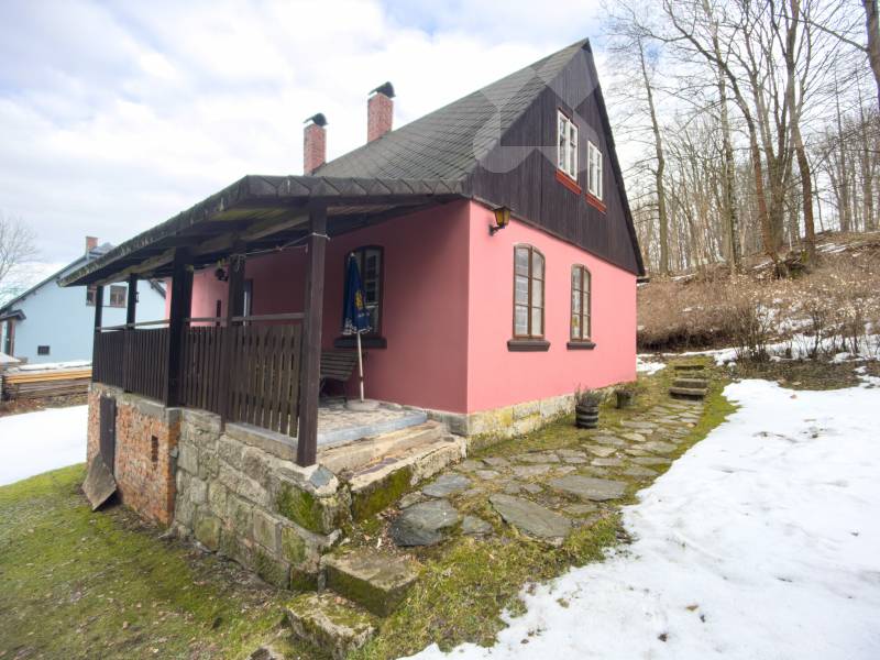 Prodej chalupy 87 m2, pozemek 838 m2, Pulečný,