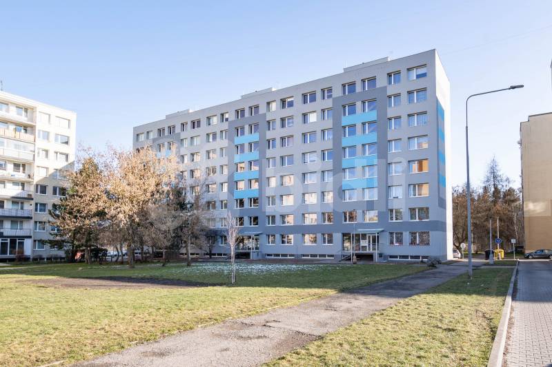 Prodej bytu 3+1, 54 m2, V Bažantnici, Kladno